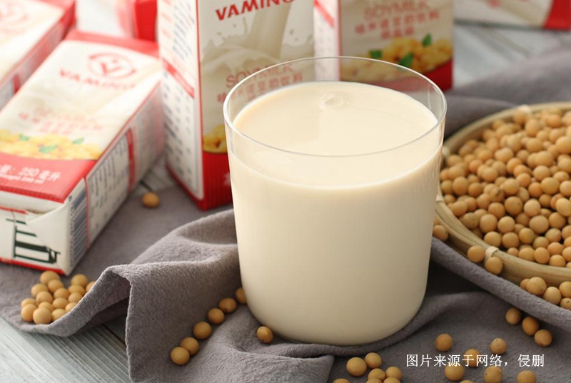 越南豆奶飲料進(jìn)口清關(guān)費用到廣西欽州港海運(yùn)案例